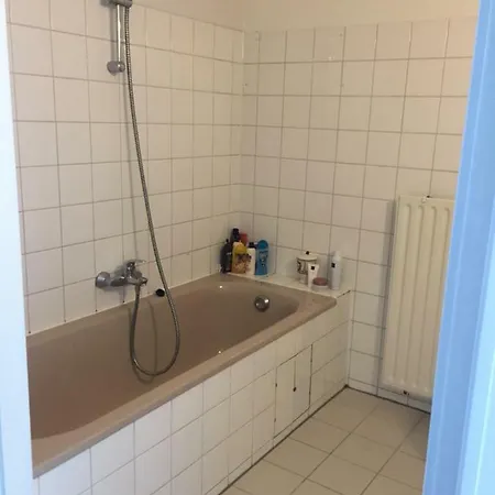 Sunny And Welcoming Appartment, Well Located Апартаменты *
